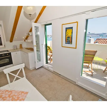 Town House Viva Split